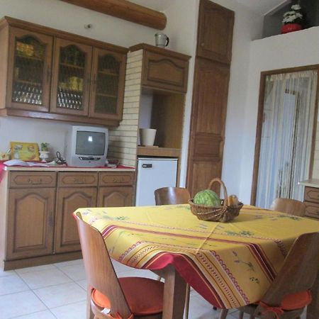 Gites Des Cedres Crestet Exterior foto